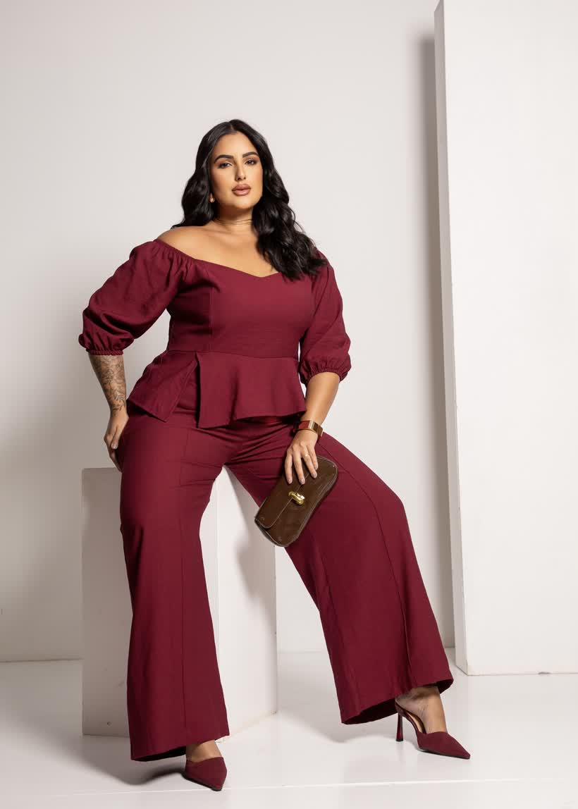 Look plus size Emily